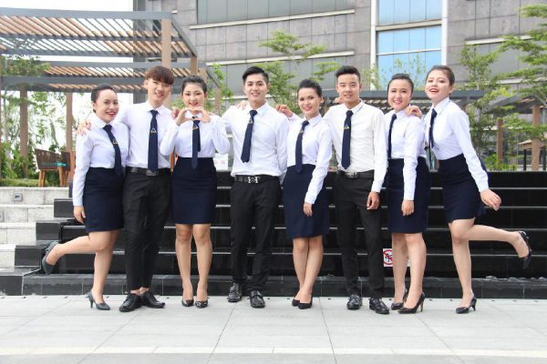 Đồng phục chuyên nghiệp tạo cảm hứng làm việc và hiệu quả công việc Đồng phục chuyên nghiệp tạo cảm hứng làm việc và hiệu quả công việc