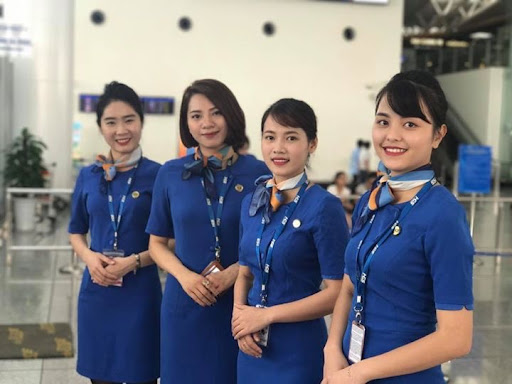 Đồng phục kèm phụ kiện khăn cổ, thẻ Đồng phục kèm phụ kiện khăn cổ, thẻ