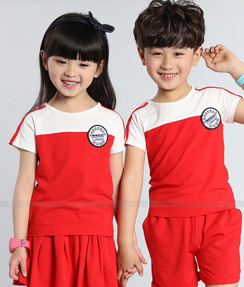 Đồng phục mầm non không cổ nhìn trẻ trung, năng động hơn Đồng phục mầm non không cổ nhìn trẻ trung, năng động hơn
