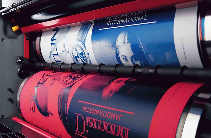 in áo đồng phục chuyển nhiệt thăng hoa