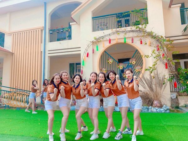 Thiết kế áo đồng phục văn phòng Thiết kế áo đồng phục văn phòng