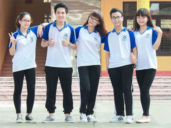 Tính năng động thoải mái trong đồng phục cho học sinh, sinh viên Tính năng động thoải mái trong đồng phục cho học sinh, sinh viên