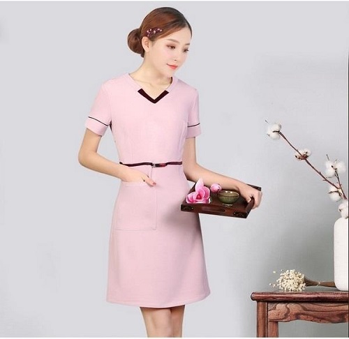 Mẫu 5: Váy đồng phục Spa đẹp là lựa chọn số 1 cho các Spa chăm sóc sắc đẹp, giúp tôn đường nét duyên dáng của người mặc